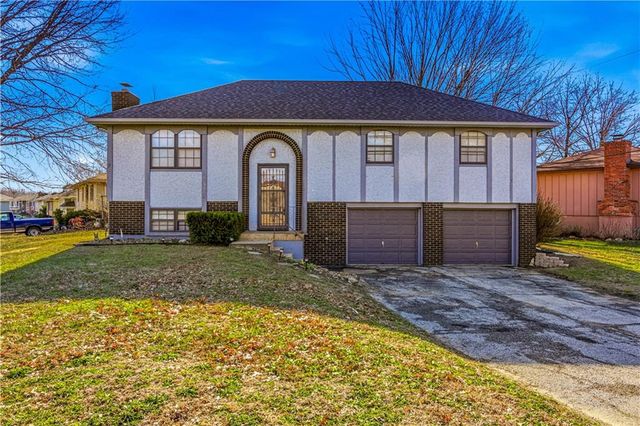 16901 E 3rd Street, Independence, MO 64056