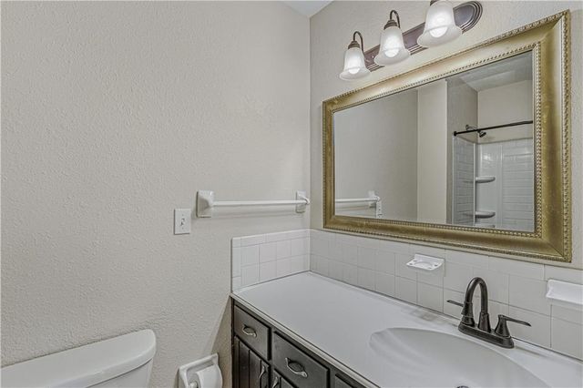 16901 E 3rd Street, Independence, MO 64056