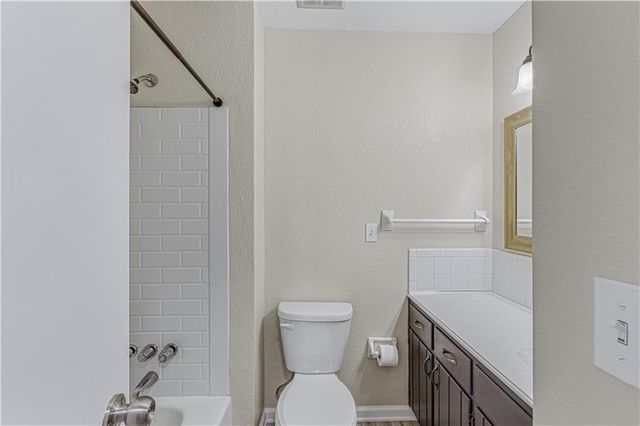 16901 E 3rd Street, Independence, MO 64056