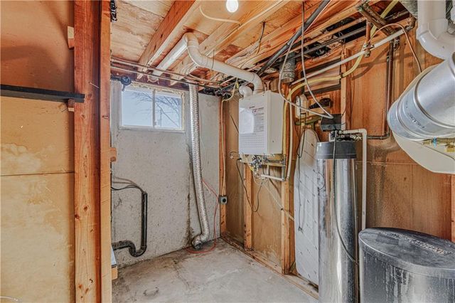 16901 E 3rd Street, Independence, MO 64056