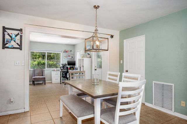 11662 75TH AVENUE, Seminole, FL 33772