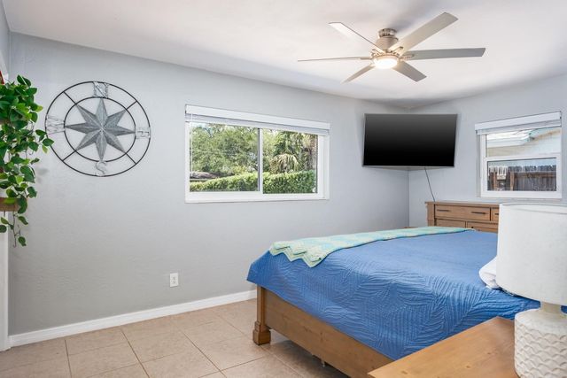 11662 75TH AVENUE, Seminole, FL 33772