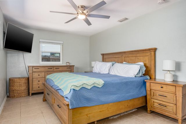 11662 75TH AVENUE, Seminole, FL 33772