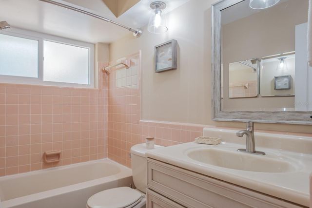 11662 75TH AVENUE, Seminole, FL 33772