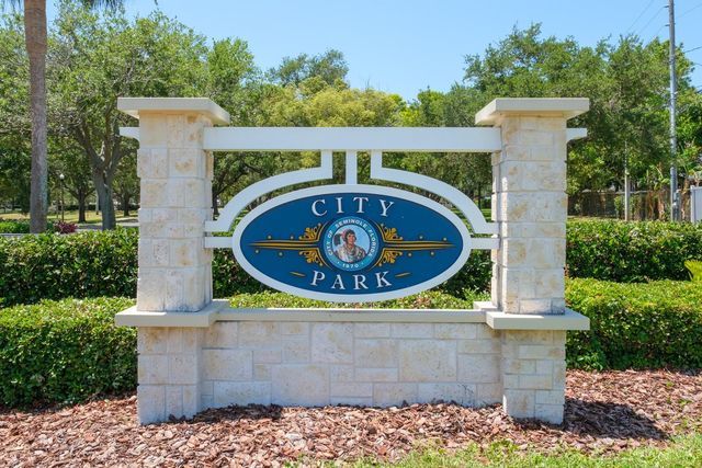 11662 75TH AVENUE, Seminole, FL 33772