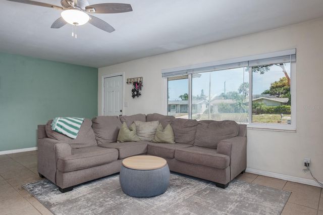 11662 75TH AVENUE, Seminole, FL 33772