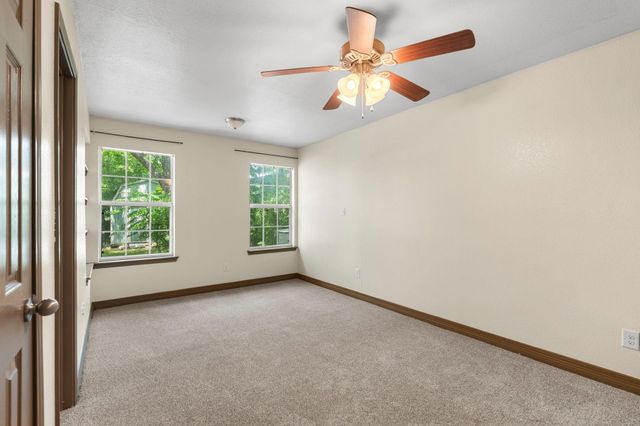 1203 Haynes ST, San Marcos, TX 78666