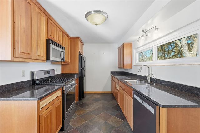 6023 Linwood Dr, Richland, PA 16059