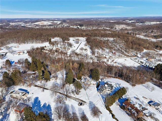 6023 Linwood Dr, Richland, PA 16059