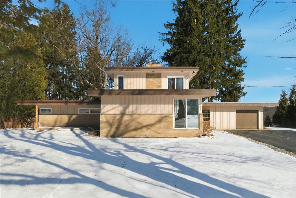 6023 Linwood Dr, Richland, PA 16059