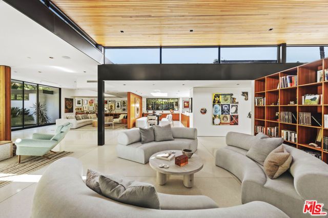570 Evelyn Place, Beverly Hills, CA 90210