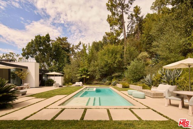 570 Evelyn Place, Beverly Hills, CA 90210
