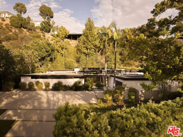 570 Evelyn Place, Beverly Hills, CA 90210