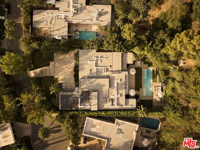 570 Evelyn Place, Beverly Hills, CA 90210