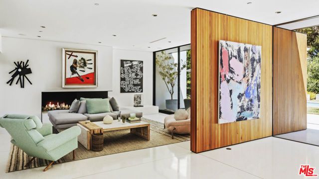 570 Evelyn Place, Beverly Hills, CA 90210