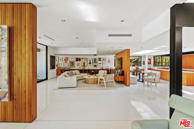 570 Evelyn Place, Beverly Hills, CA 90210