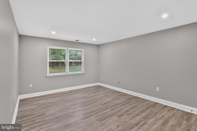 1807 SILVER CT, Hamilton, NJ 08690