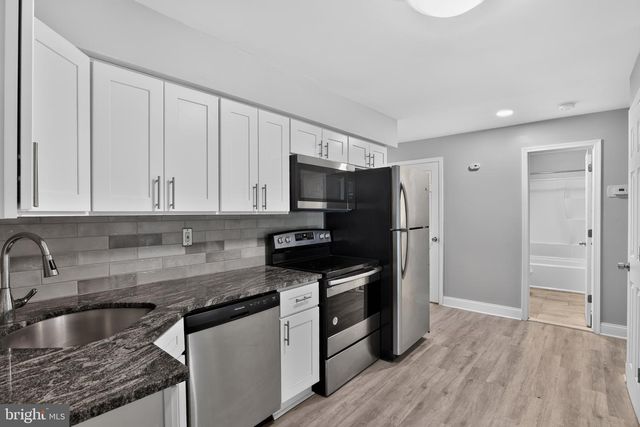 1807 SILVER CT, Hamilton, NJ 08690