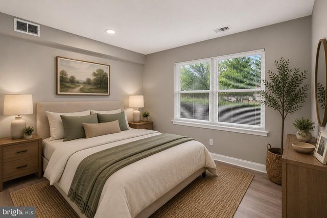1807 SILVER CT, Hamilton, NJ 08690