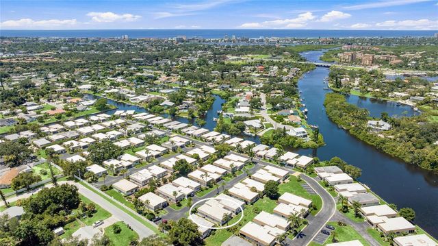 2327 WATERBLUFF PLACE V315, Sarasota, FL 34231