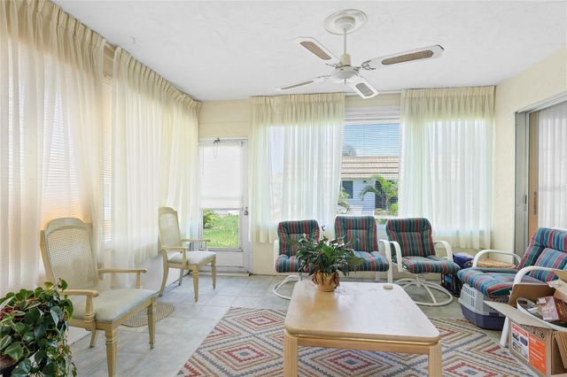 2327 WATERBLUFF PLACE V315, Sarasota, FL 34231