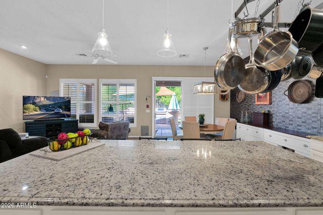3102 W EAGLE CLAW Drive, Phoenix, AZ 85086