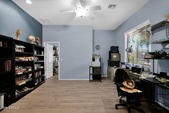 3102 W EAGLE CLAW Drive, Phoenix, AZ 85086