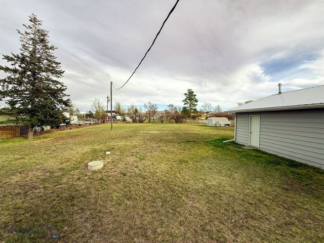 6001 Vigilante Lane, Great Falls, MT 59404