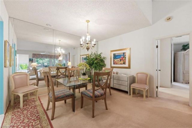 110 Siena WAY 206, Naples, FL 34119