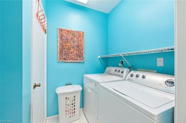 110 Siena WAY 206, Naples, FL 34119