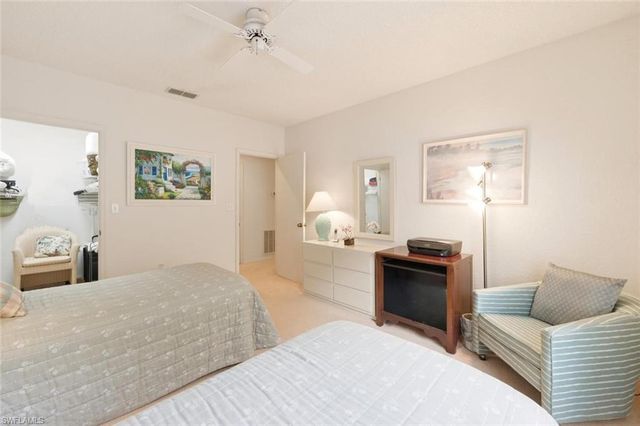 110 Siena WAY 206, Naples, FL 34119