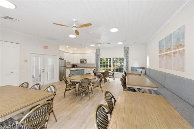 110 Siena WAY 206, Naples, FL 34119