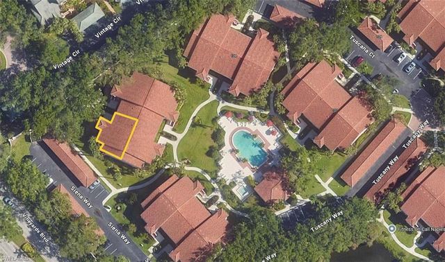110 Siena WAY 206, Naples, FL 34119