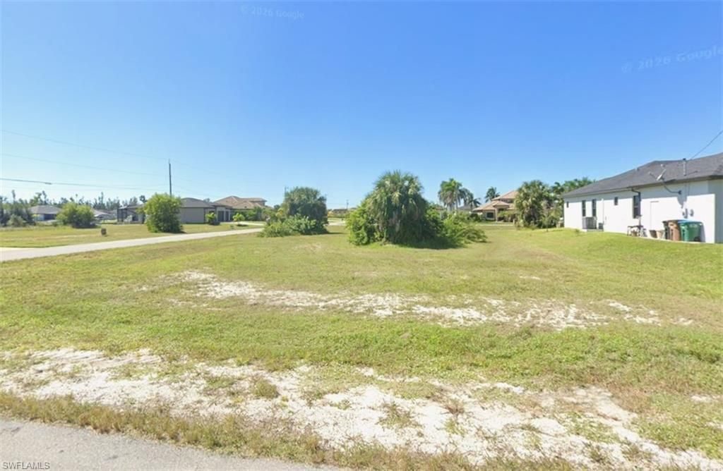 Image 3 of property listing at 2700 NW 41st AVE, Cape Coral, FL 33993