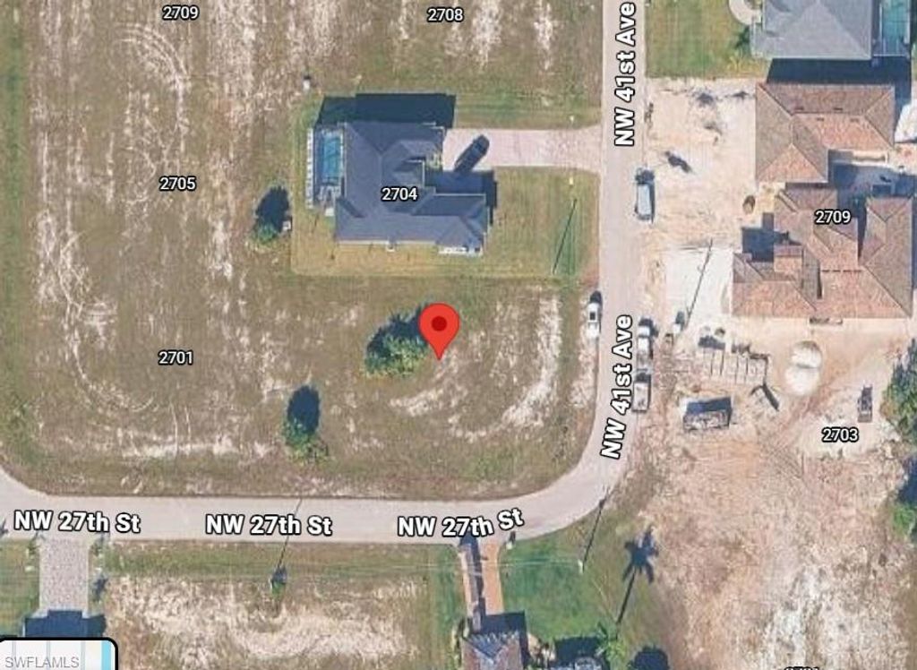 Image 5 of property listing at 2700 NW 41st AVE, Cape Coral, FL 33993