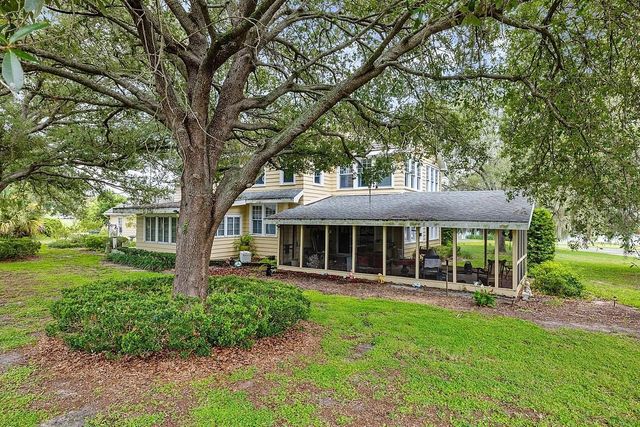 800 W LAKE ELBERT DRIVE NE, Winter Haven, FL 33881