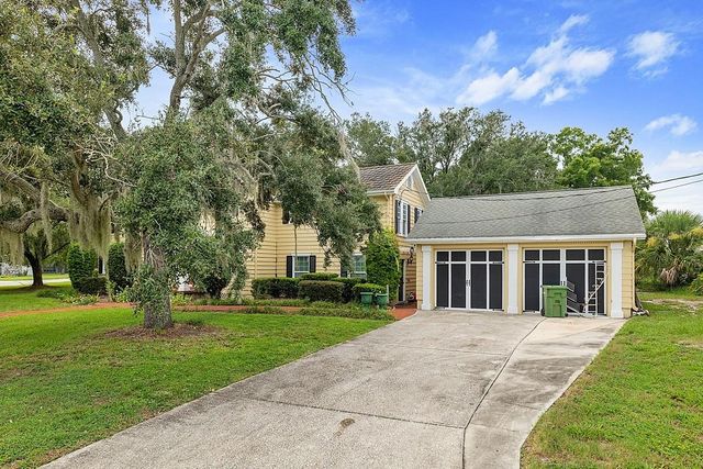 800 W LAKE ELBERT DRIVE NE, Winter Haven, FL 33881