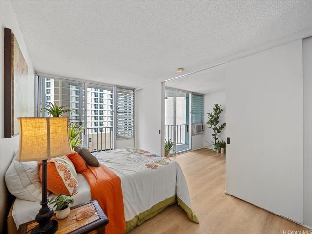 1617 Kapiolani Boulevard 807, Honolulu, HI 96814