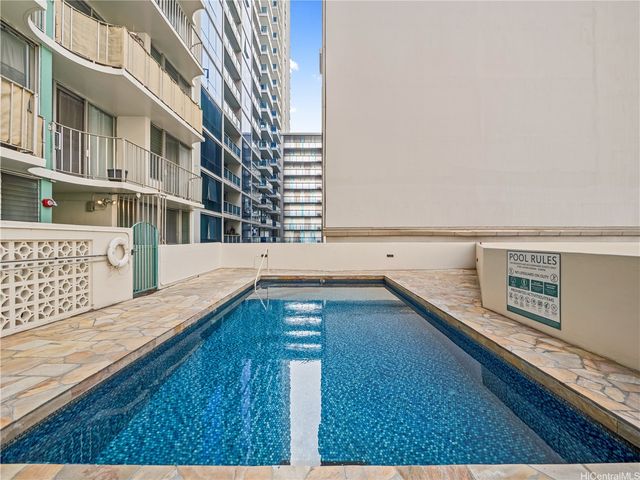 1617 Kapiolani Boulevard 807, Honolulu, HI 96814