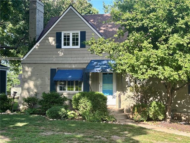 5315 Norwood Road, Fairway, KS 66205