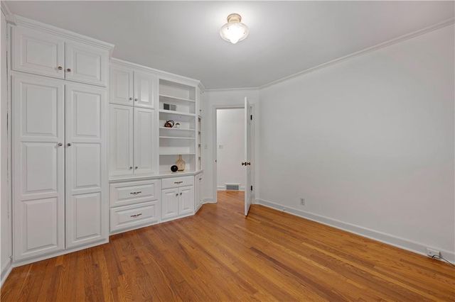 5315 Norwood Road, Fairway, KS 66205