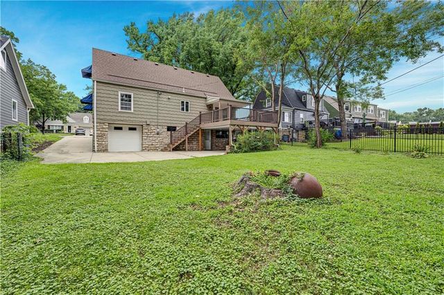 5315 Norwood Road, Fairway, KS 66205