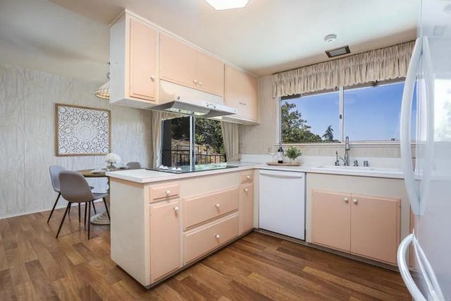 11238 ROLLING HILLS DR, El Cajon, CA 92020