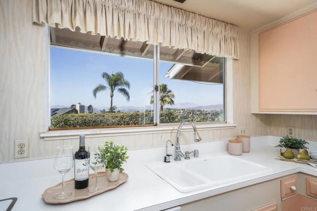 11238 ROLLING HILLS DR, El Cajon, CA 92020