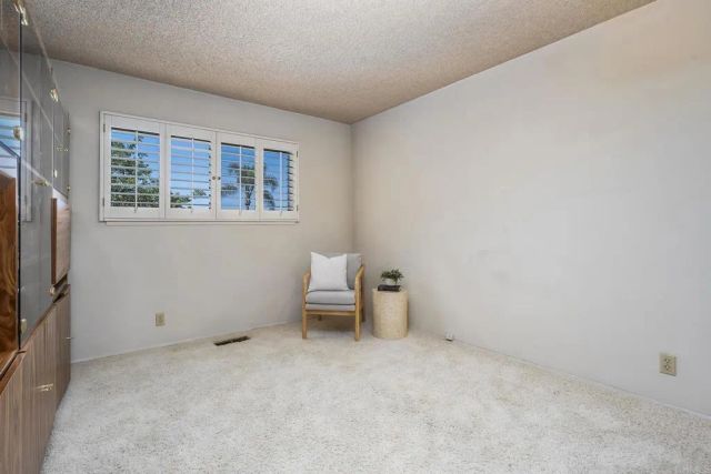 11238 ROLLING HILLS DR, El Cajon, CA 92020