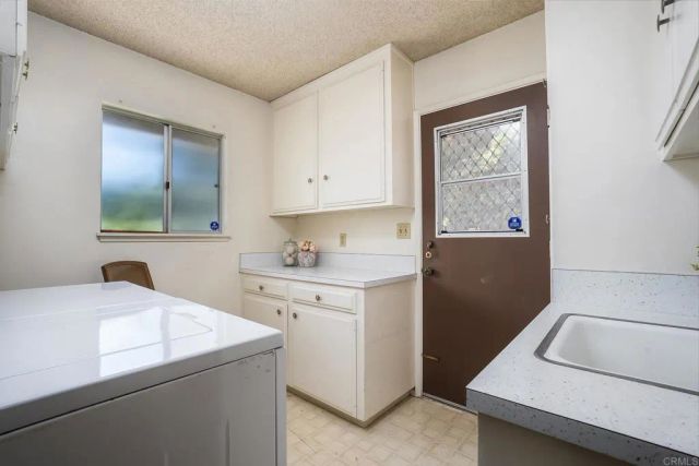 11238 ROLLING HILLS DR, El Cajon, CA 92020