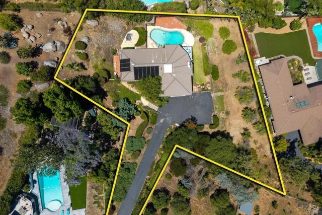 11238 ROLLING HILLS DR, El Cajon, CA 92020
