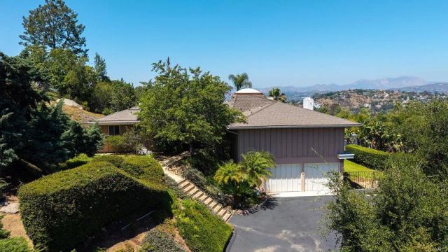11238 ROLLING HILLS DR, El Cajon, CA 92020
