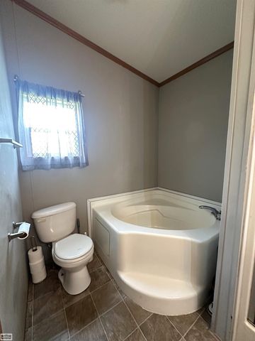 38067 St. Tropez Drive, Clinton Twp, MI 48038