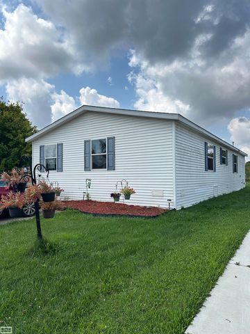 38067 St. Tropez Drive, Clinton Twp, MI 48038